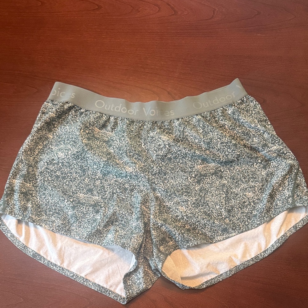 Outdoor Voices Women's Speckled Green Athletic Shorts